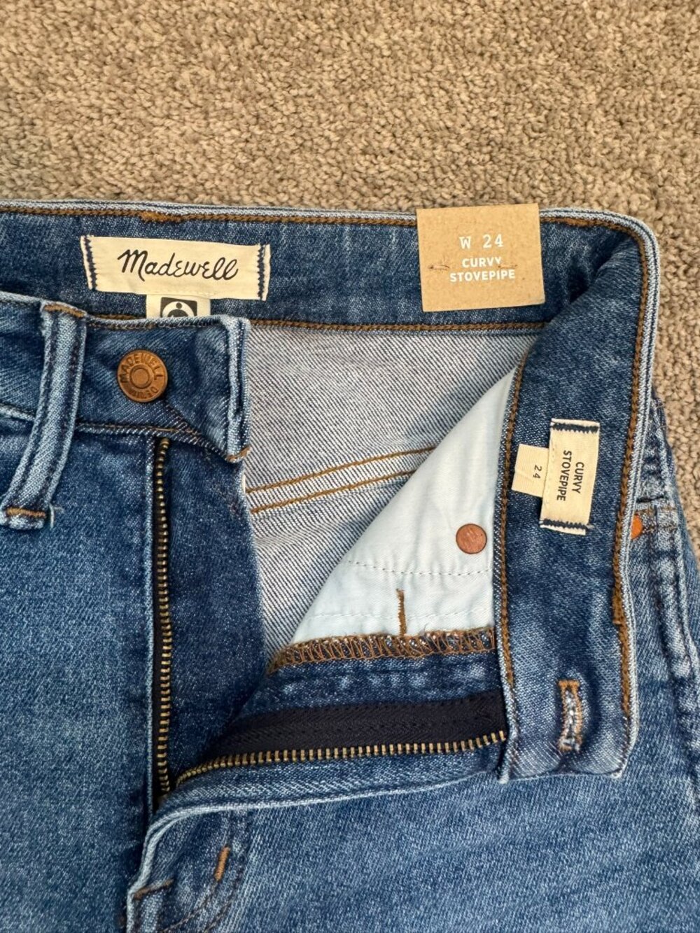 NWT Madewell Stovepipe Jean